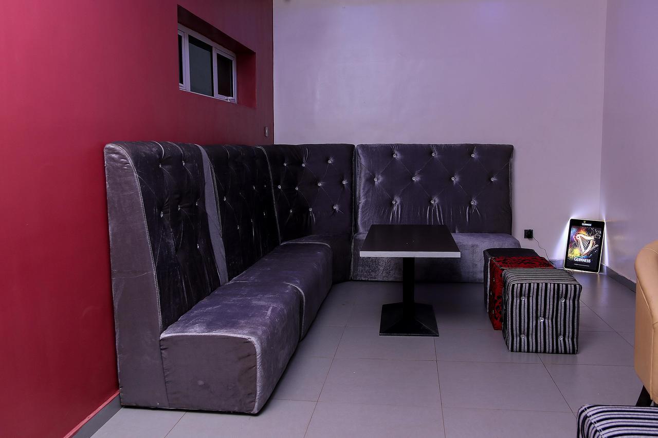 Albertville Luxury Rooms Ilesa Exterior foto